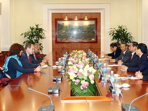 ขยายความสัมพันธ์ระหว่างพรรคคอมมิวนิสต์เวียดนามกับพรรค PrC ของอิตาลี